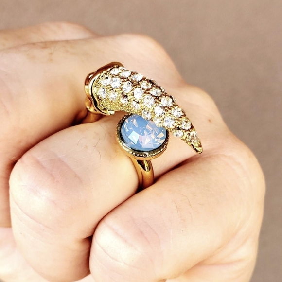 New Faceted Opal and White Topaz Claw & Cross Cuff Ring. - Picture 8 of 12